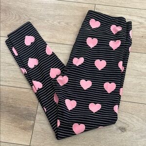 LuLaRoe Woman’s Black and Pink Heart Leggings